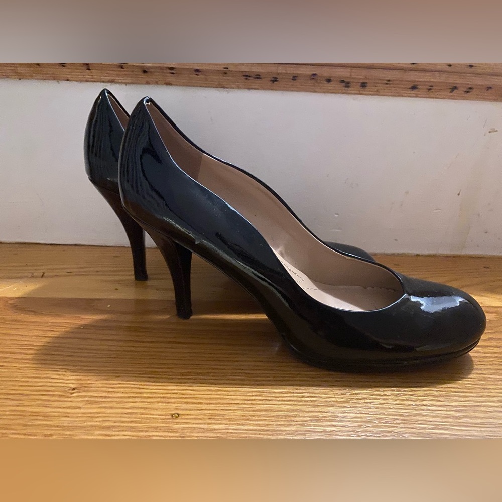 ON SALE: 
 Tahari beautiful Colette Black patent leather pumps - Size 9M